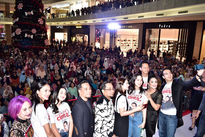 Pemeran Film Ayat-Ayat Cinta 2 Jumpa Penggemar Yogya