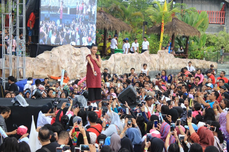 Konser Naura Ramai dan Seru di Jogja Bay Waterpark