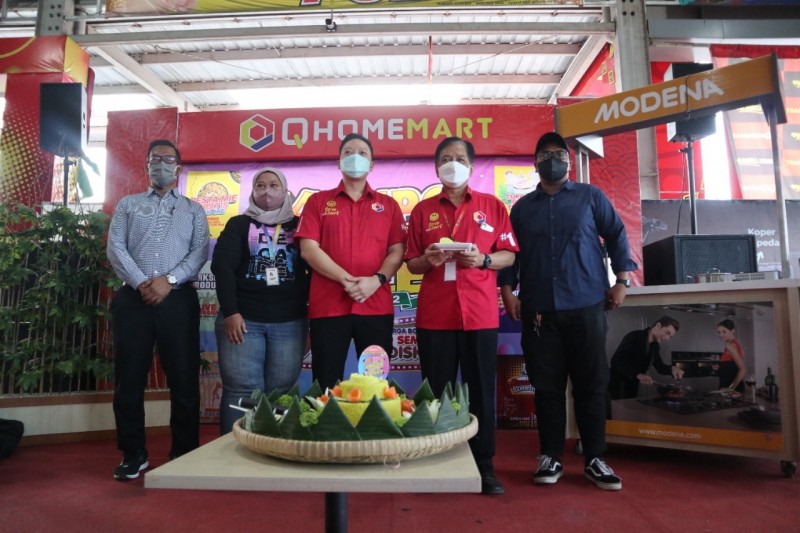 'QHOMEMART 14TH ANNIVERSALE' Rayakan Dengan Pesta Mie Gratis Terbanyak